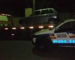 PM prende dupla e recupera carro furtado