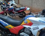 Motocicleta usada por suspeito para cometer crimes é apreendida pela PM