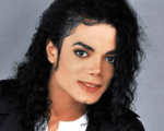 Desde sua morte, Michael Jackson já gerou quase 2 bilhões de dólares para o seu espólio