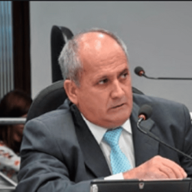 L&iacute;der do governo convoca membros para escolher presidente da &lsquo;CPI da Permuta Est&eacute;tica&rsquo;