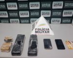 PM apreende barras de maconha com casal denunciado por tráfico