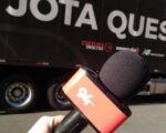 Estúdio Móvel Rádio 94live está ao vivo direto do Espaço Dona Regina
