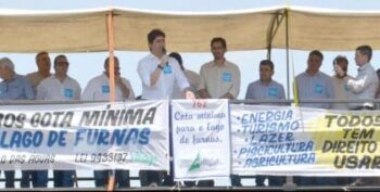 Foi realizado, na manh&atilde; de segunda-feira, 7, ato em prol da cota m&iacute;nima do Lago de Furnas, o n&iacute;vel 762