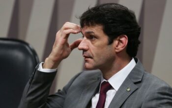 PF indicia ministro do Turismo e mais 10 por candidaturas-laranja no PSL em Minas