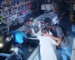 Assaltante beija idosa durante roubo no Piauí: ‘não quero seu dinheiro’, assista ao vídeo.