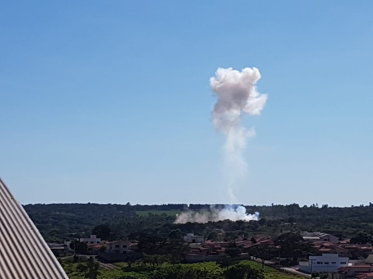 Explosão em fábrica de fogos deixa vítima gravemente ferida no Centro ...