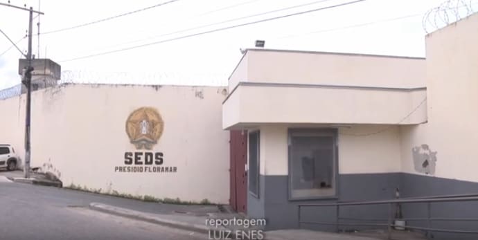 Policiais encontram buraco em cela com 14 presos no Presídio Floramar