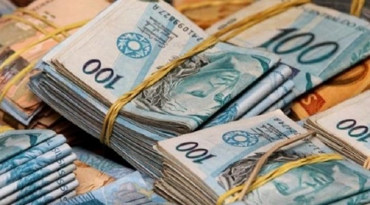 Nascidos de 1968 a 1983 podem agendar saque de valores esquecidos