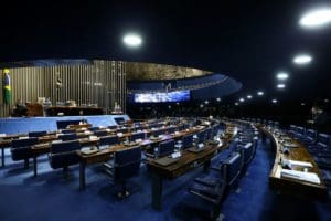 Senado aprova linha de cr&eacute;dito para profissionais liberais; Saiba quem tem direito