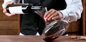 Decantar o vinho