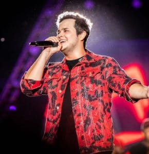 Cantor Matheus, da dupla com Kauan, passa mal e cancela shows do final de semana