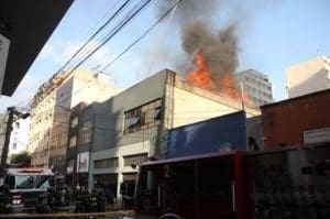 Est&uacute;dio preferido dos sertanejos pega fogo em de S&atilde;o Paulo