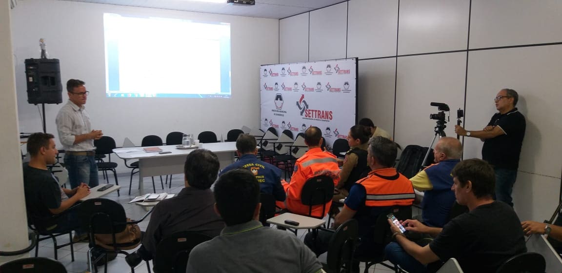 Defesa Civil está em alerta para possibilidade de forte chuva em Divinópolis