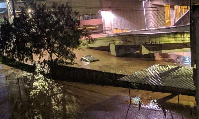 Chuva forte provoca alagamentos em varios trechos de BH; veja imagens