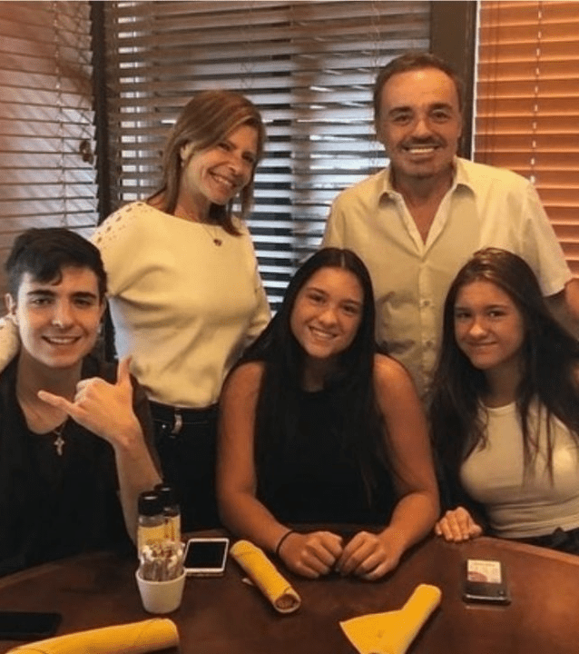 Fofoca do Dia: Família de Gugu Liberato pede a expulsão do irmão de Rose Miriam de casa nos Estados Unidos