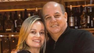 Dentista vive em S&atilde;o Louren&ccedil;o chegou a ser internado na UTI dias ap&oacute;s beber a cerveja durante uma viagem a Belo Horizonte