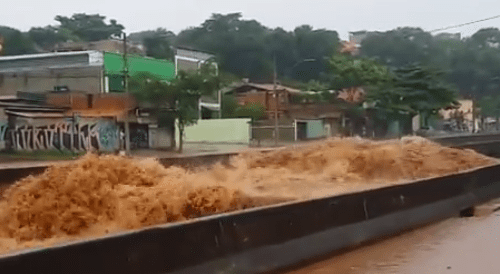 Rio Arrudas provoca ondas em Belo Horizonte
