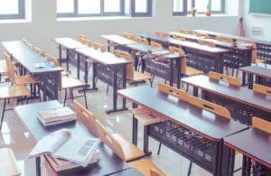 DUAS LEIS SANCIONADAS PELO ESTADO DEVEM MUDAR A GRADE CURRICULAR