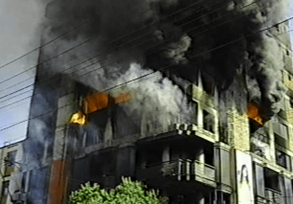 Carnaval de 2000: há 20 anos, prédio pegava fogo no centro da cidade