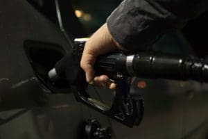 Greve dos petroleiros iniciou neste s&aacute;bado (01) ; Petrobras quer garantir abastecimento