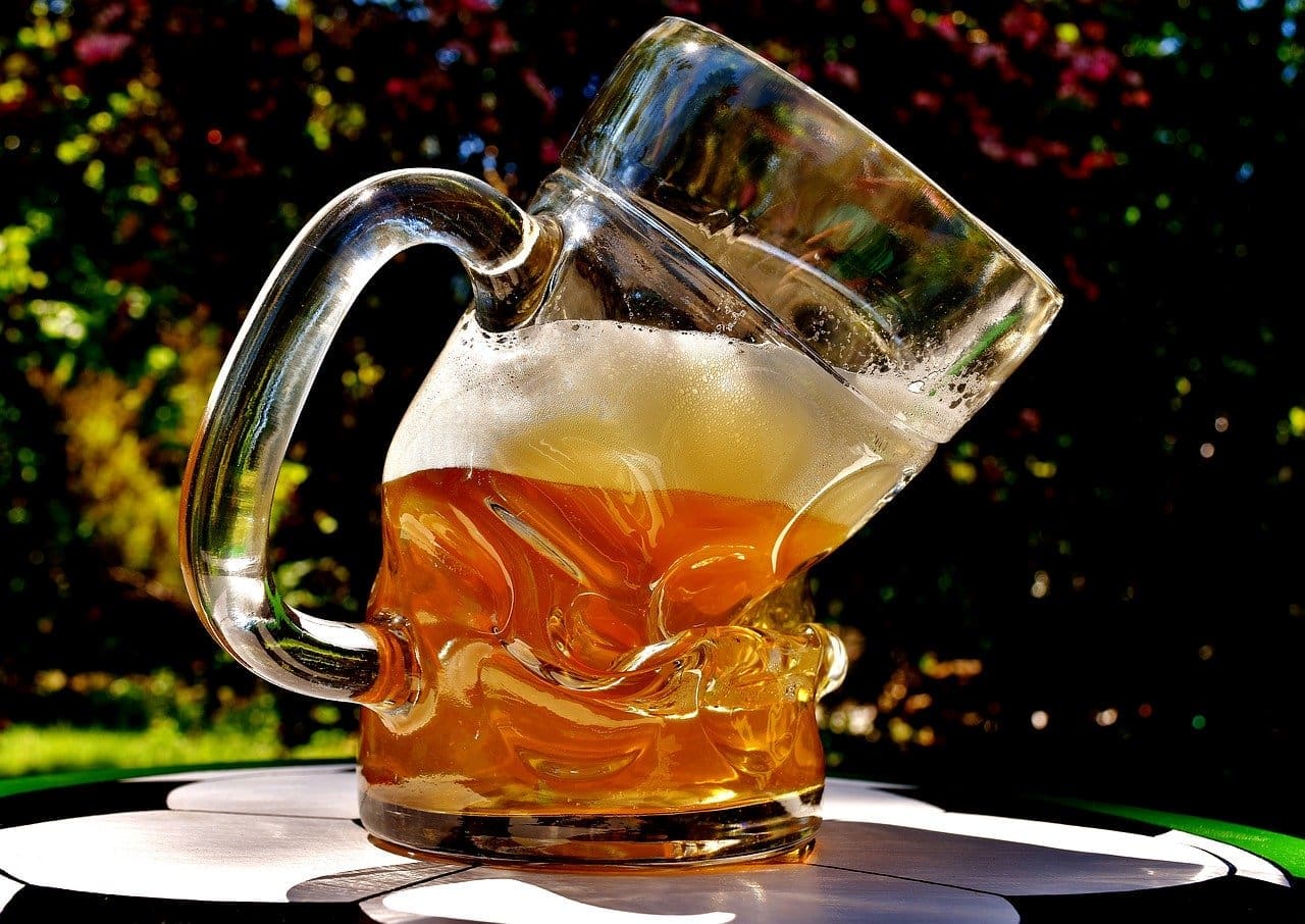Morre mais uma pessoa por suposta intoxicação com cerveja Baker
