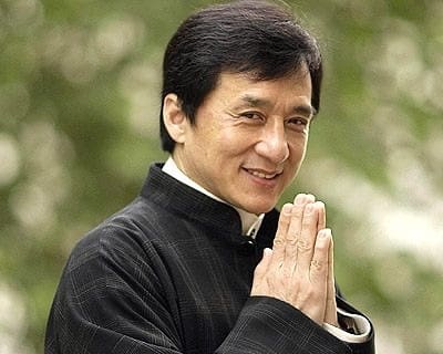 Jackie Chan desmente boatos de quarentena por coronavírus: ‘Muito saudável’