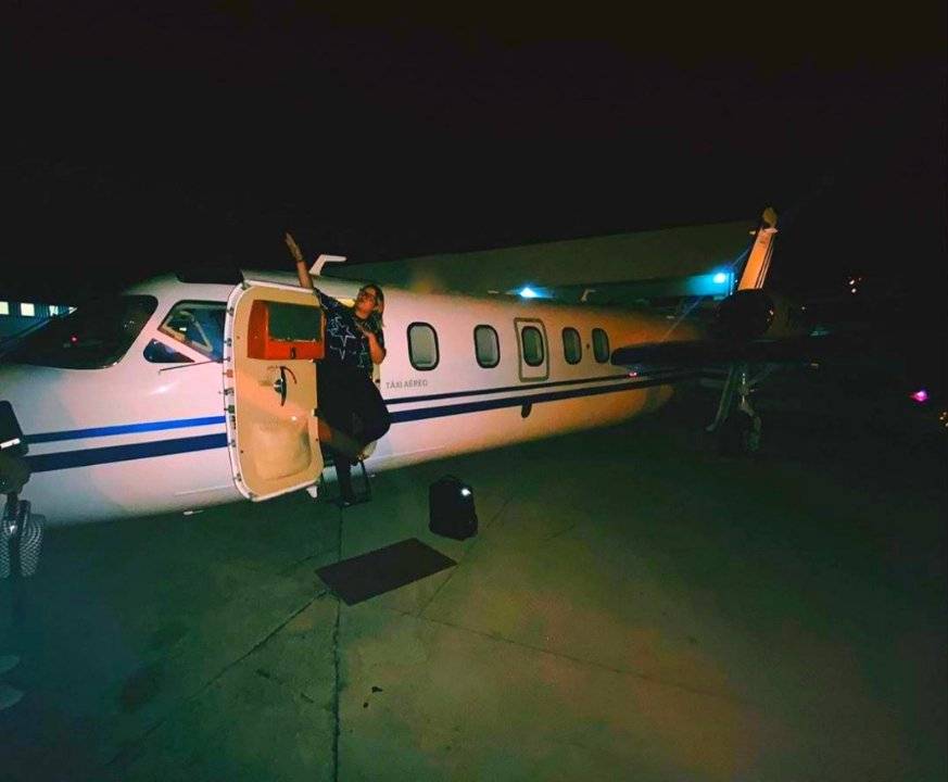 Marília Mendonça deixa filho com mãe para preparar shows de retorno