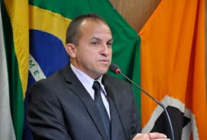 Mudan&ccedil;as de legenda movimentam a pol&iacute;tica em Divin&oacute;polis, ex-vereador anuncia filia&ccedil;&atilde;o ao PT