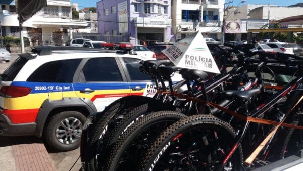 Rapaz com aproximadamente 10 passagens policiais &eacute; preso por furtar bicicletas