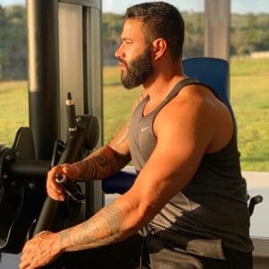 Gusttavo Lima se envolve em acidente; ferido &eacute; encaminhado ao hospital