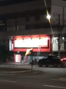 Ricardo Eletro, fecha todas as lojas, inclusive as de Divin&oacute;polis e pede recupera&ccedil;&atilde;o judicial