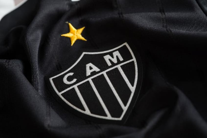 Leandro Zago “quebra a cabeça” para montar Atlético que enfrentará o Botafogo.