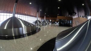Grupo Petr&oacute;polis realiza primeira produ&ccedil;&atilde;o de cerveja na f&aacute;brica de Uberaba