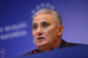 Tite chama Gabriel Menino para a lateral direita; veja a convoca&ccedil;&atilde;o para as eliminat&oacute;rias