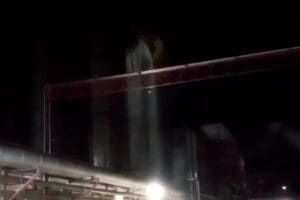 Assista ao v&iacute;deo: Tanque de f&aacute;brica da Ambev explode em Juatuba
