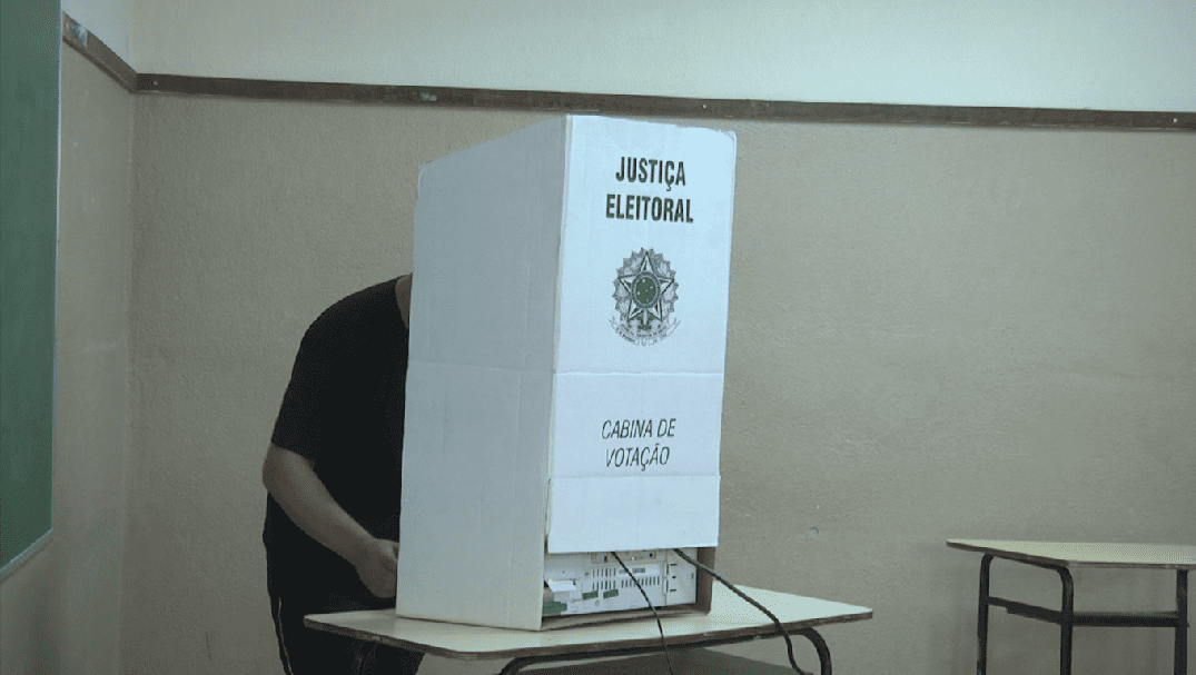 Mais de 2 mil títulos de eleitor já foram cancelados em Divinópolis