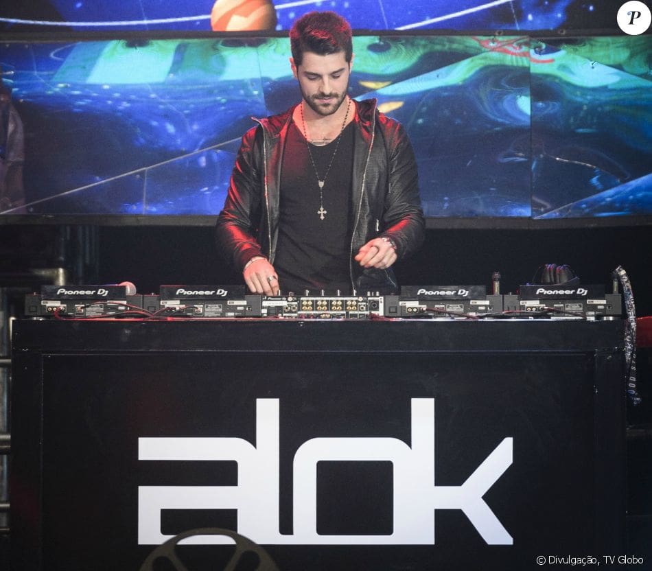 O brasileiro Alok é eleito o 5º melhor DJ do mundo