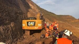 Ap&oacute;s morte de operador por soterramento, Vale tem alvar&aacute; suspenso pela Prefeitura de Brumadinho