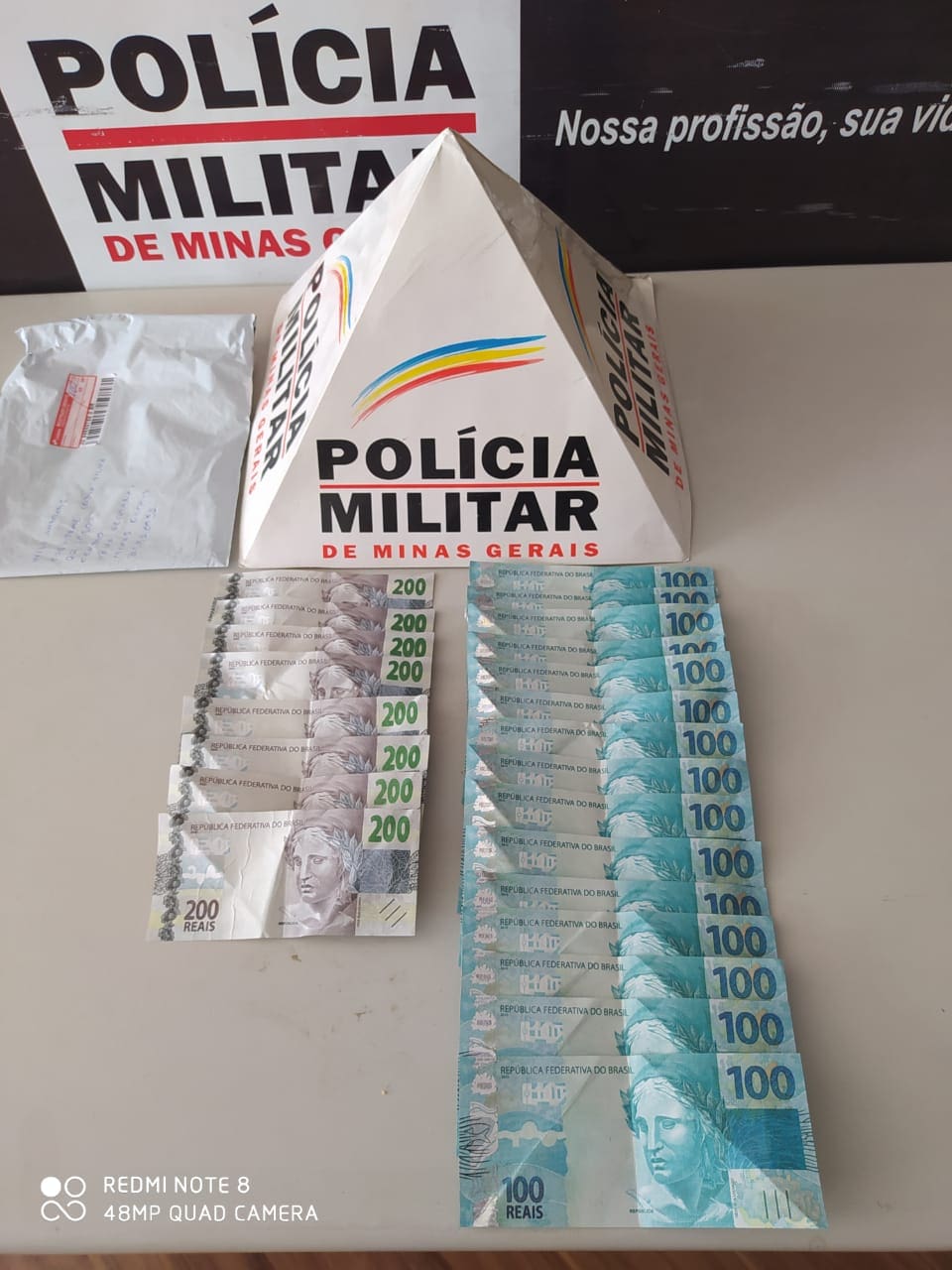 Em Nova Serrana: Polícia Militar apreende grande quantia em dinheiro falso