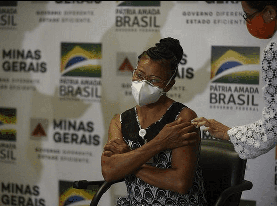 Minas recebe 577 mil doses de vacina contra a Covid-19