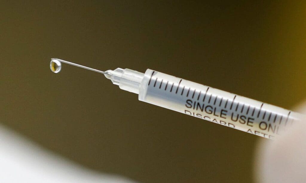 Covid-19: Regional de Saúde de Divinópolis garante mais 17 mil vacinas