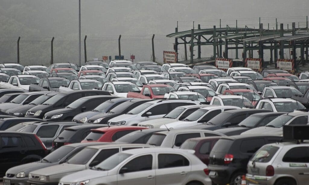 Produção de veículos cai 4,6% de dezembro para janeiro, diz Anfavea
