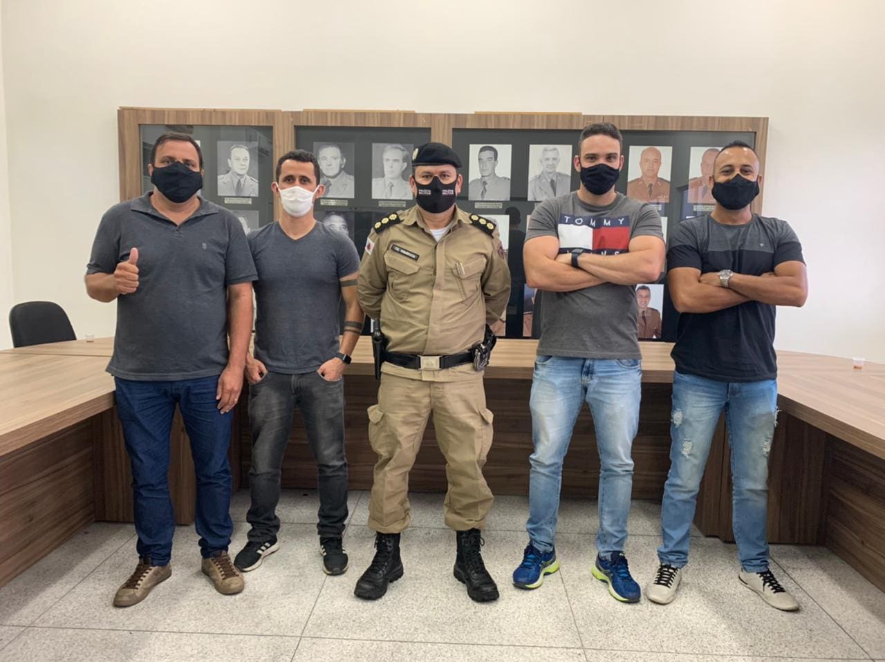 Vereadores cobram novos leitos e alinham combate a festas clandestinas