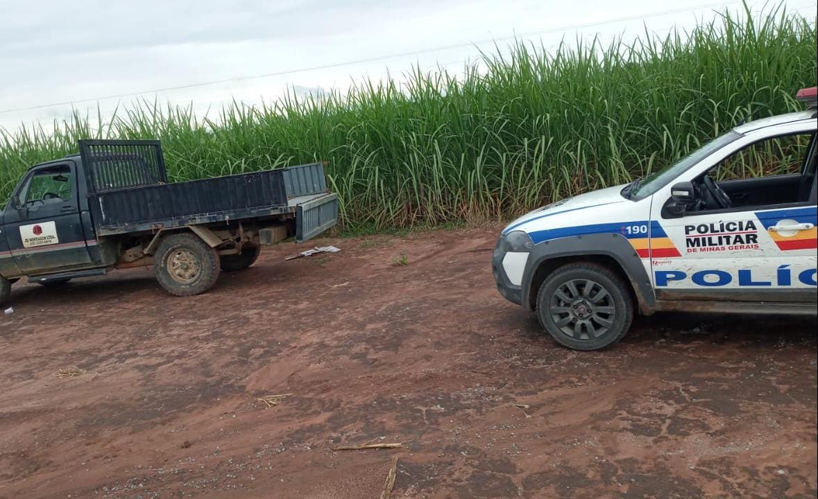 Veículo furtado é localizado pela Polícia Militar