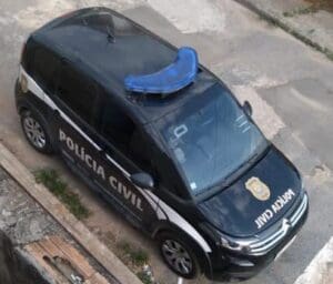 Pol&iacute;cia Civil det&eacute;m casal por crime contra sa&uacute;de p&uacute;blica em cl&iacute;nica de est&eacute;tica no Centro de Divin&oacute;polis