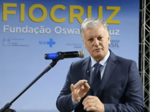 Coronav&iacute;rus: Fiocruz produzir&aacute; 6 milh&otilde;es de doses de vacina por semana