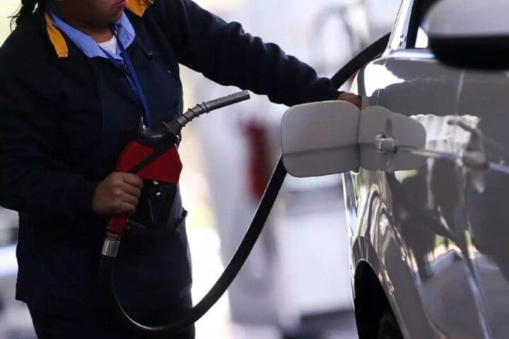 Ao esclarecer aumento de combustíveis, Petrobras afirma que tem “sensibilidade quanto aos impactos dos preços na sociedade"