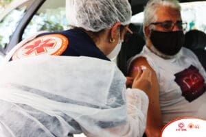 Prefeitura abre inscri&ccedil;&otilde;es para poucas doses para os com 67 anos e for&ccedil;as de seguran&ccedil;a