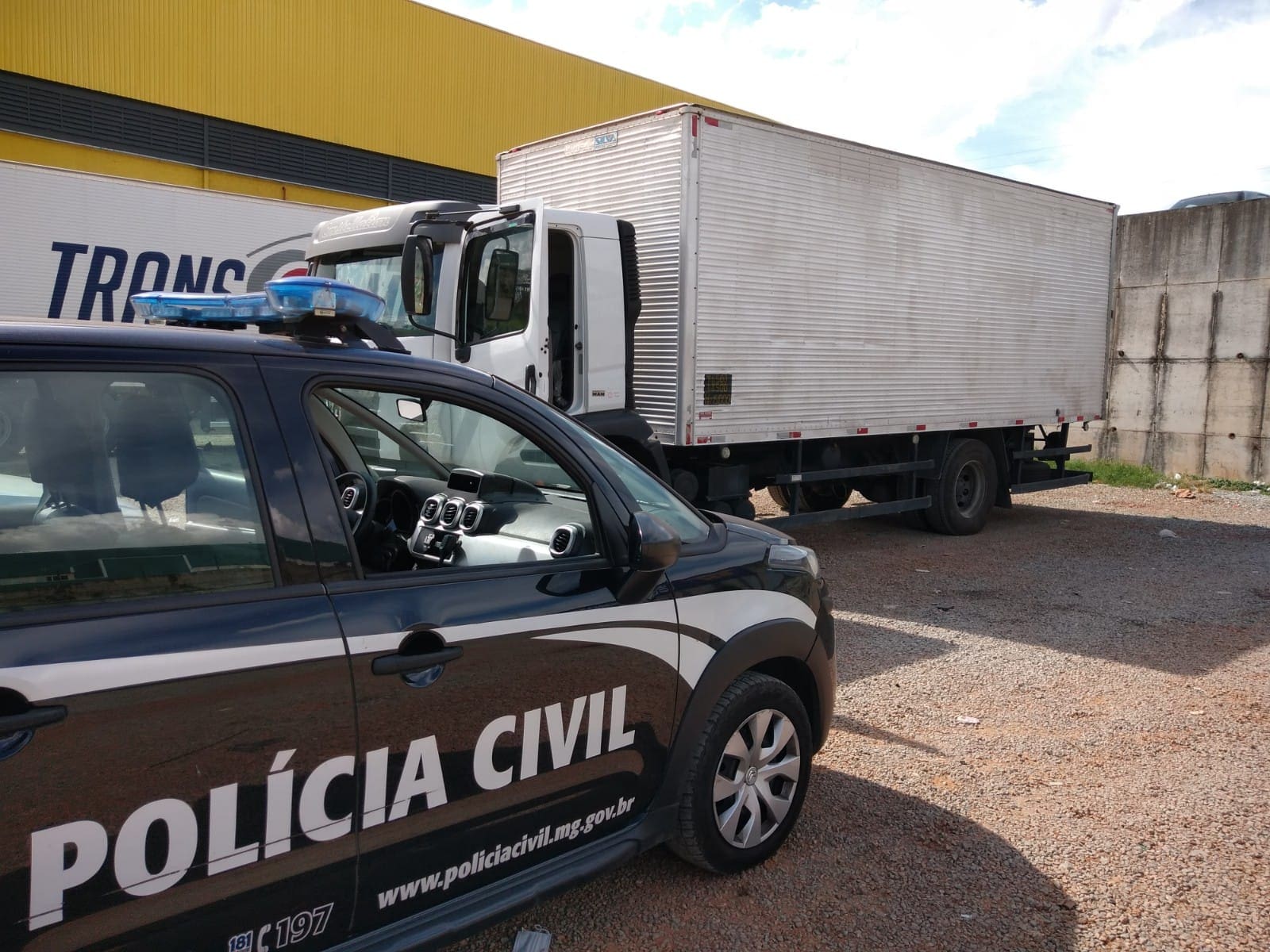 Polícia Civil recupera carga de bebidas roubada em Divinópolis avaliada em mais de R$ 80 mil