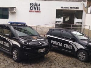 PCMG prende homem suspeito de incendiar a casa da ex-companheira